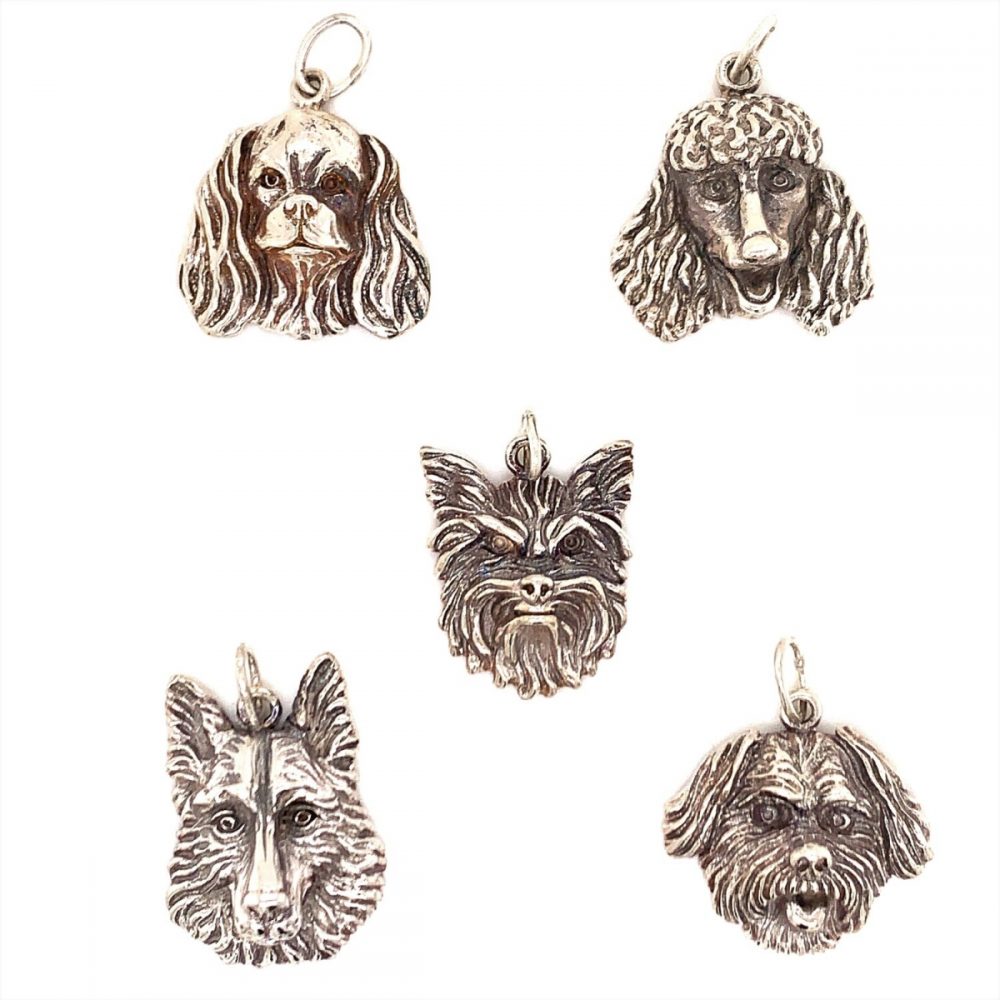 An affordable gift with special meaning: A precious pooch pendant